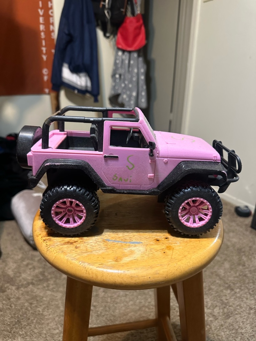 Vintage Jeep Wrangler “triple pink” 00s
